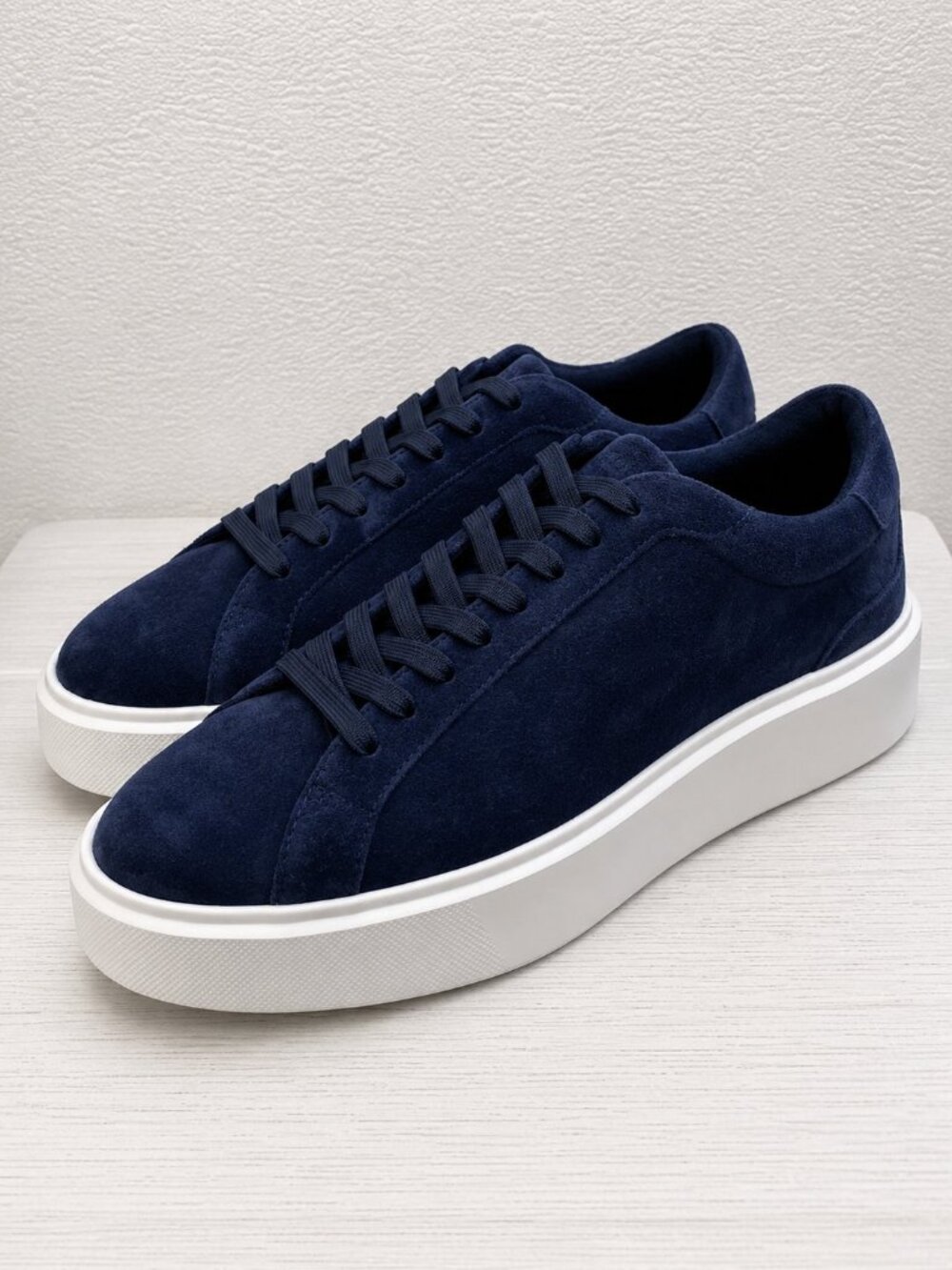 NEW Icon Suede Sneakers Blue Men’s Size 8 EU 42